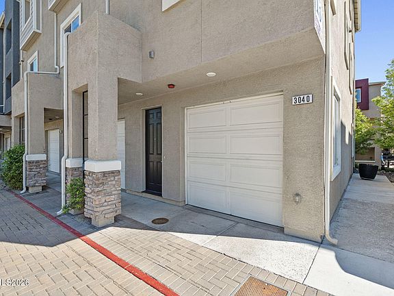 2nd image of 3040 Sterling Ridge Cir