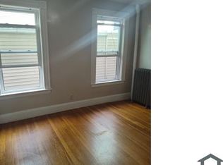 900 Western Ave APT 1, Lynn, MA 01905