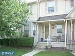 8 Stanwyck Ct, Robbinsville, NJ 08691