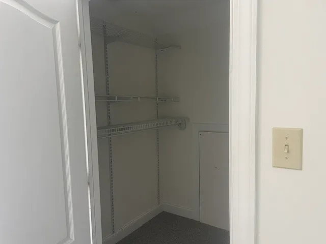 1320 Green St — Photo 5