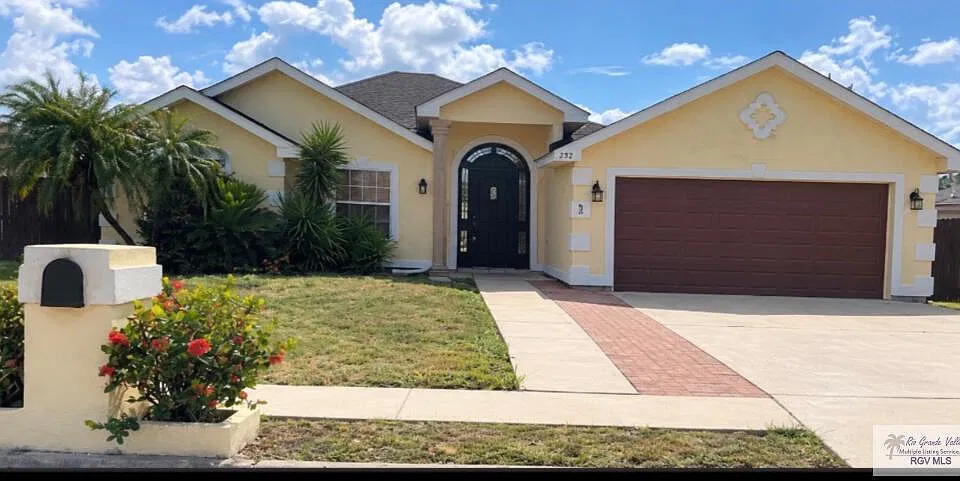 324 N Clubhouse Rd