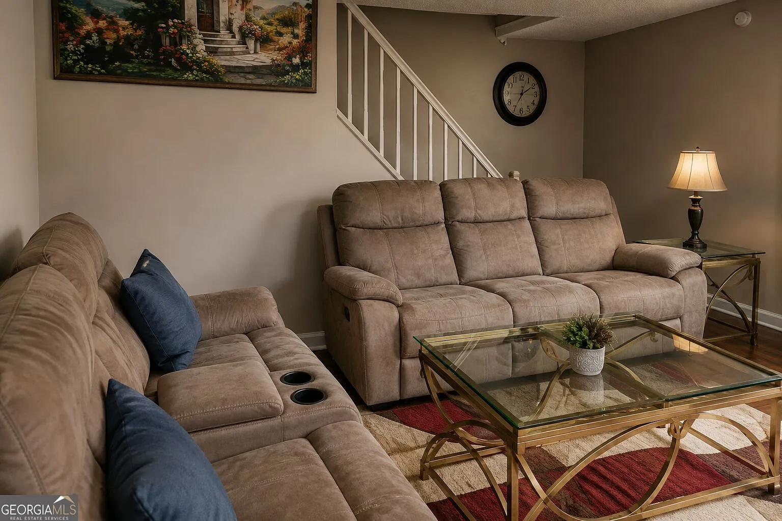 2 bed, 1.5 bath, 1218 sqft, $1,590 — Photo 2
