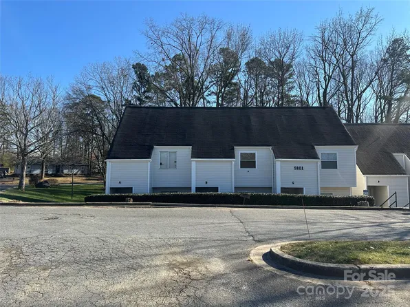 9101 Spyglass Pl APT A, Charlotte, NC 28214