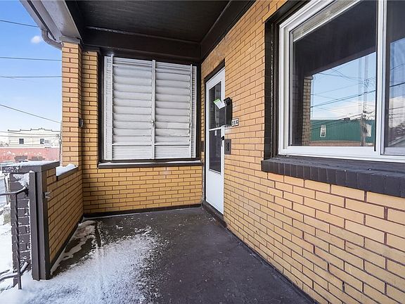 3rd image of 116 Locust St