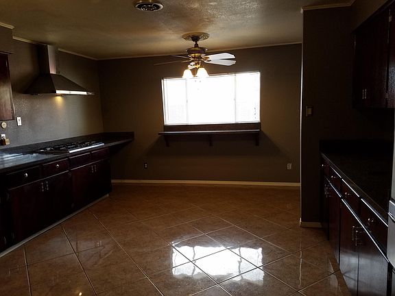 2nd image of 2801 N Elm Ave