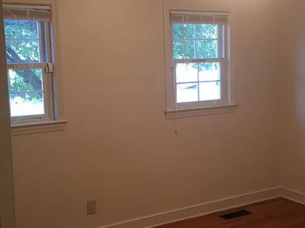 1417 Belmont Dr, Kingsport, TN 37664