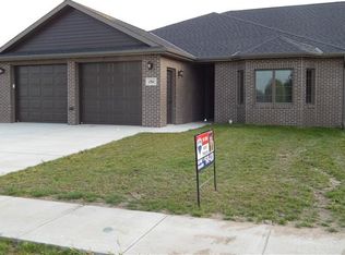 1311 Regency Cir S, Norfolk, NE 68701