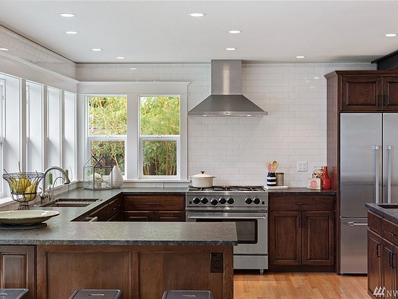5th image of 4718 51st Street Ct E