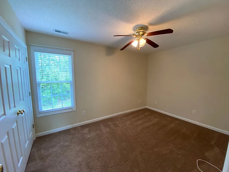 1305 Ujamaa Dr — Photo 12