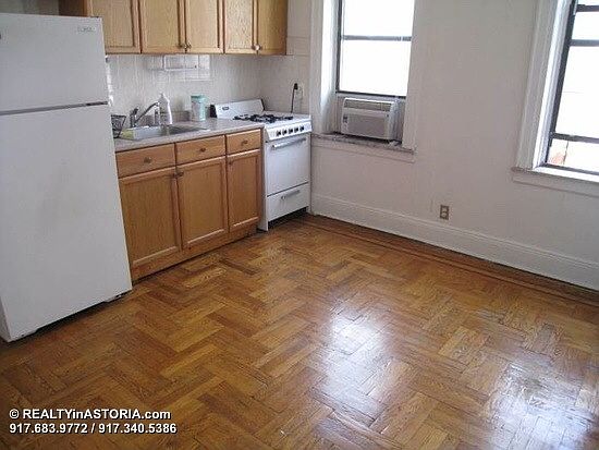 1st image of 3410 33rd St APT B5