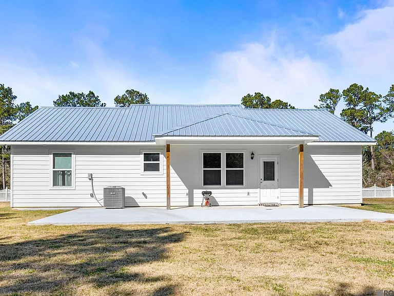 26400 Ponchatoula Dr — Photo 19