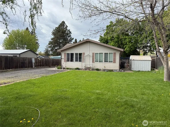 411 E Pearson Street, Dayton, WA 99328