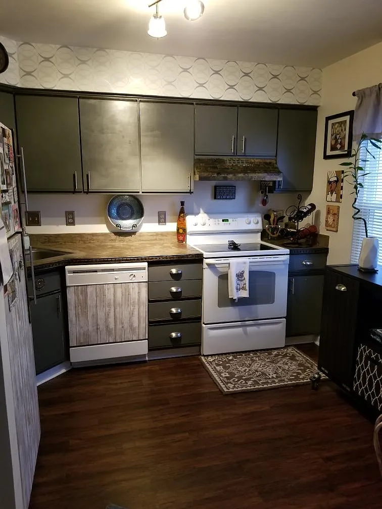2 bed, 903 sqft, $2,000 — Photo 1