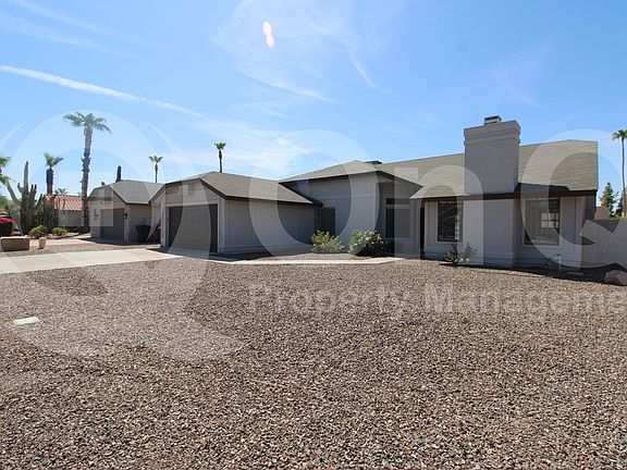 3rd image of 10879 E Kalil Dr