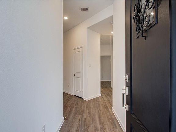 5th image of 2522 Chestnut Oaks