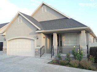 1332 Avalon Dr, Springville, UT 84663