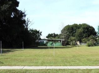 S Orange Ave, Fort Meade, FL 33841