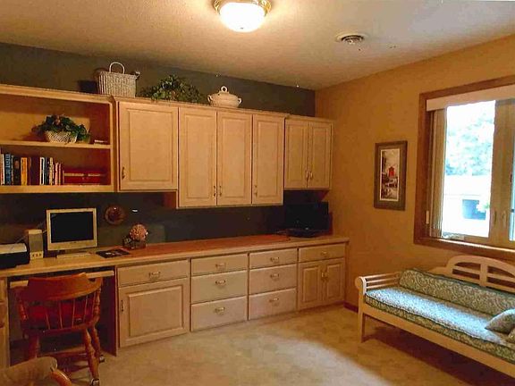 5th image of 509 6th Ave W APT 212