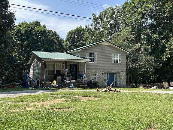 2nd image of 8385 Oak Springs Rd