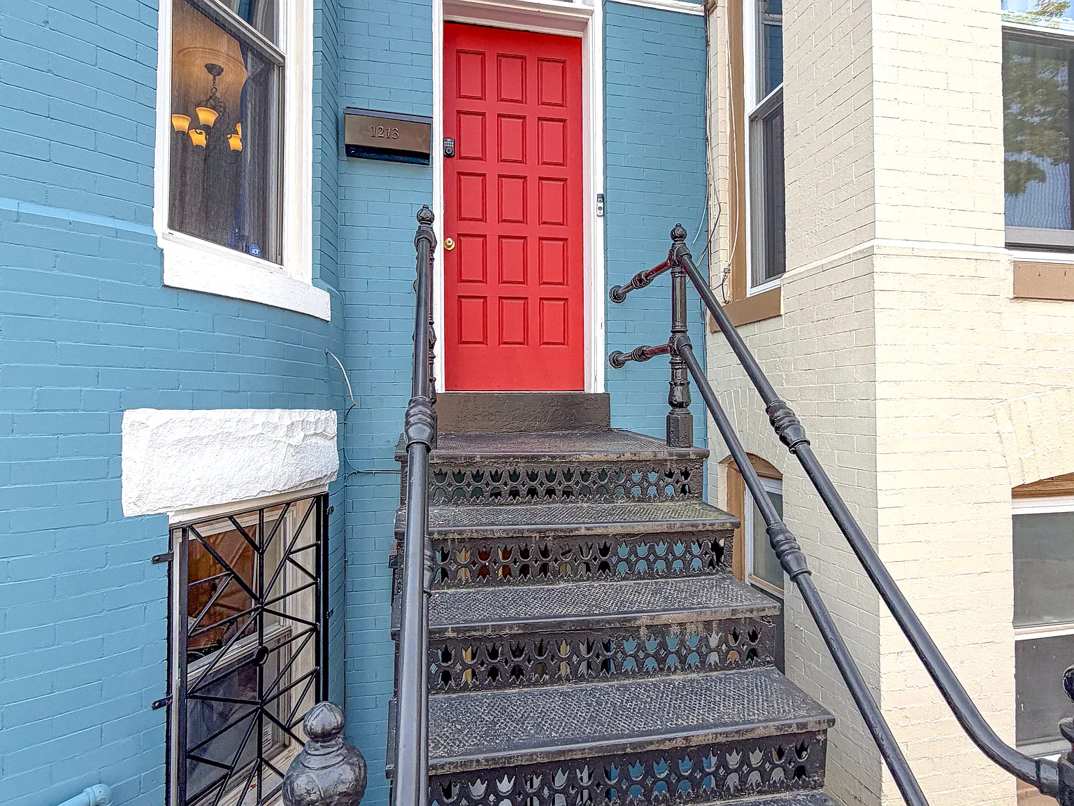 3 bed, 1821 sqft, $4,095 — Photo 2