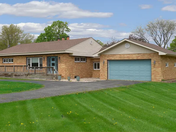 1100 4h Rd, Ottawa, IL 61350