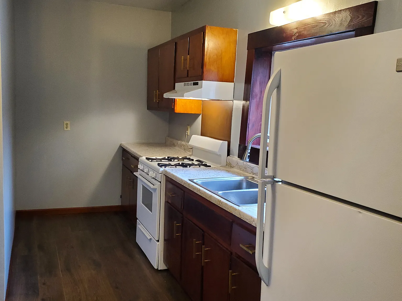 2 bed, 650 sqft, $1,150 — Photo 4
