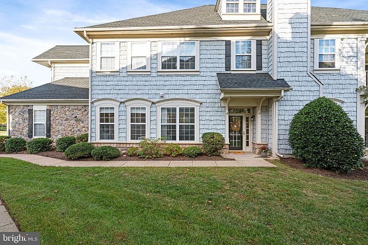 1st image of 13911 Gullane Dr