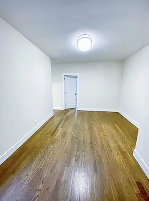 Rented by MAPT Residential LLC | media 7