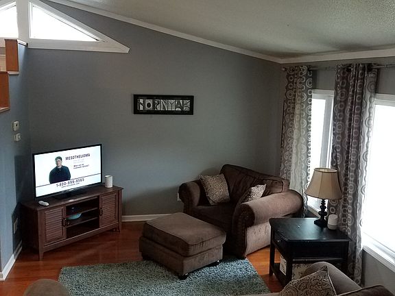 2nd image of 3475 Piper Dr