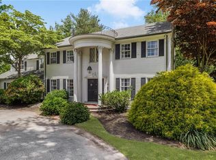 555 Wilbur Ave, Cranston, RI 02921