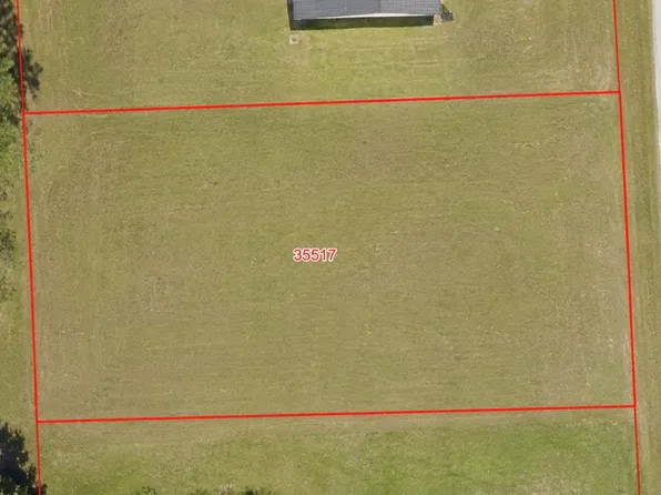 113 Ford Ln, Orange, TX 77632