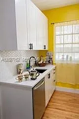 439 15th St #11 — Photo 5