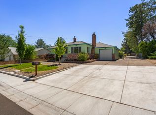 330 Sunset Dr, Reno, NV 89509