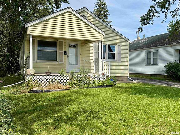 2nd image of 723 E Fairoaks Ave
