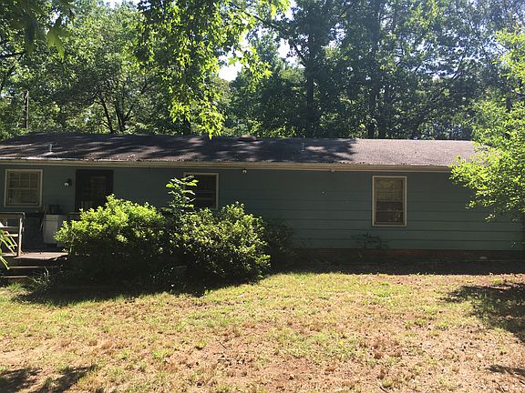 3rd image of 3637 Flint St