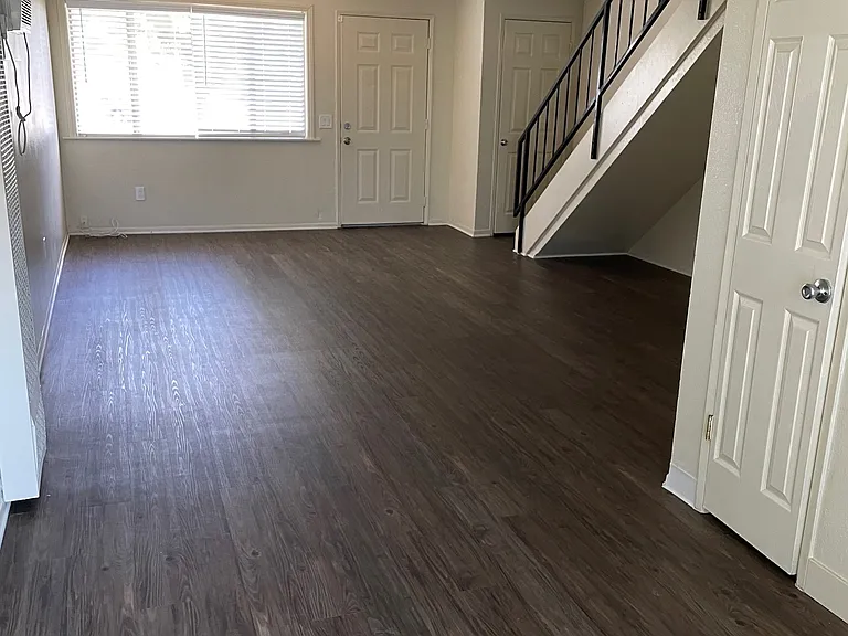 1014 Lorraine Pl #20 — Photo 8