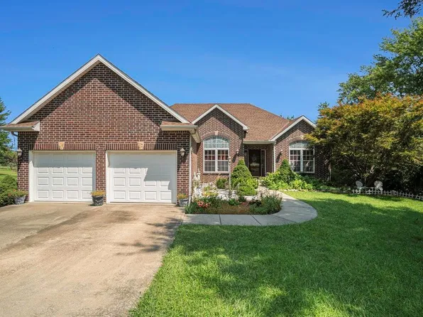 4080 Carter Dr, Smithville, MO 64089