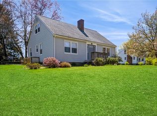 17 Bennett Rd, Poughkeepsie, NY 12601