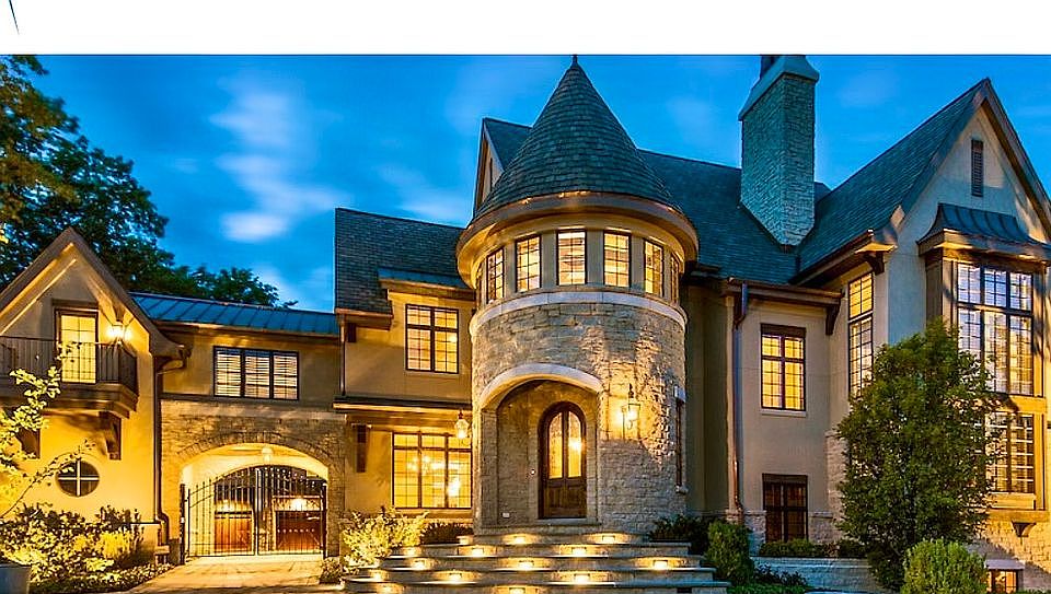 14280 Woodlawn Cir, Elm Grove, WI 53122 Zillow