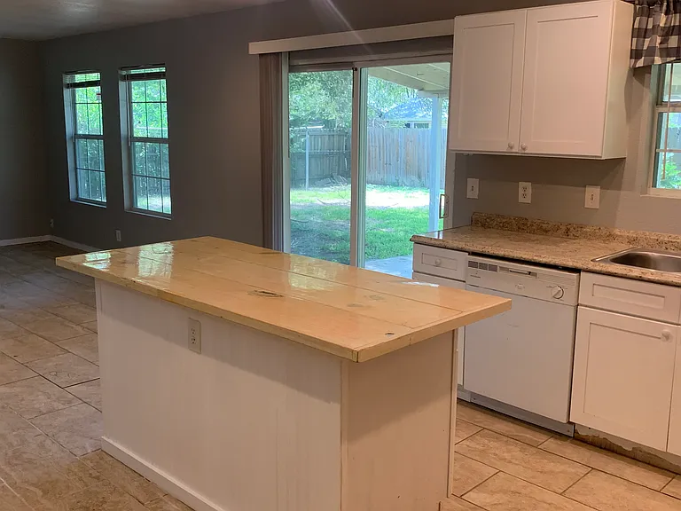 8503 Glen Ct — Photo 5