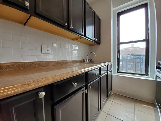 Rented by Living New York | media 9