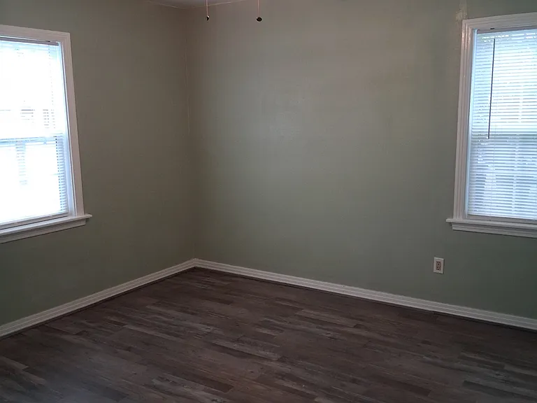 414 W Mims St — Photo 14