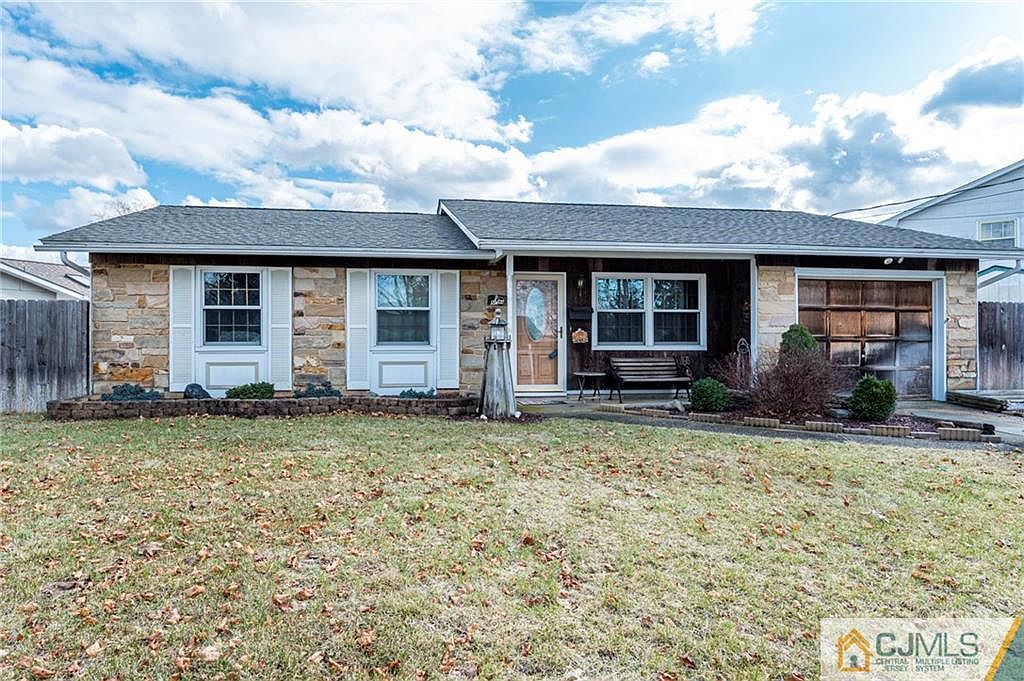 6 Drake Ave, Monroe Township, NJ 08831 | Zillow