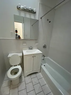 Rented by Oxford Property Group | media 32