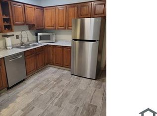 20005 1st Ave S APT 2, Seattle, WA 98198