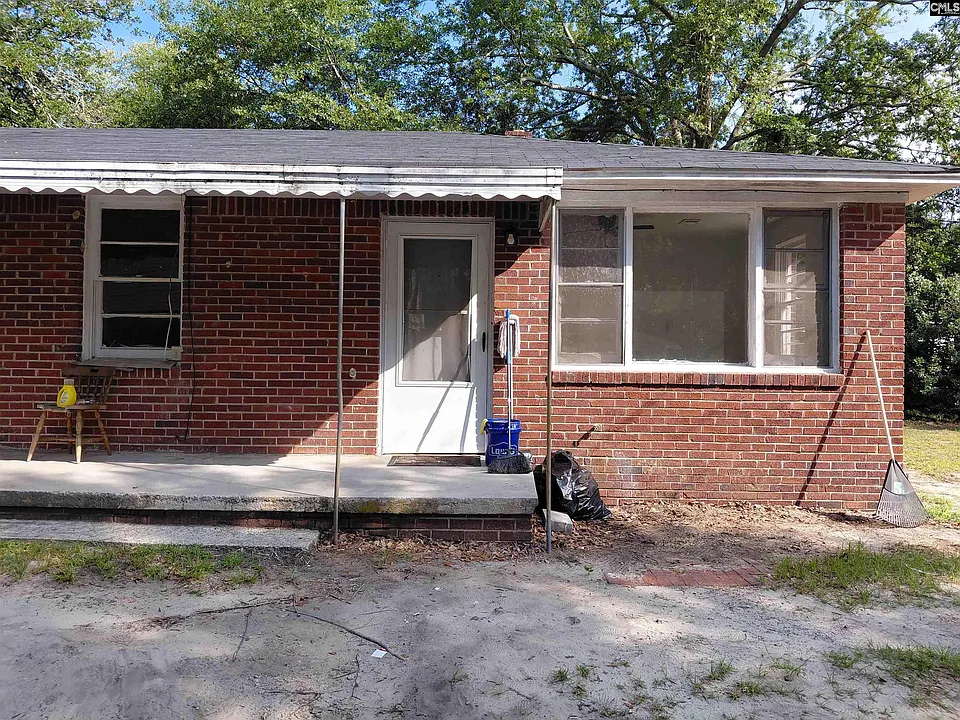 129 Hendrix St #4