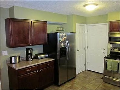 4th image of 7660 Tuscola Dr