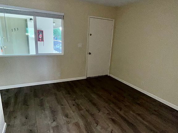 5th image of 149 Cameron Ct #149