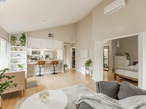 2436 Sebastopol Ln APT 3, Hayward, CA 94542
