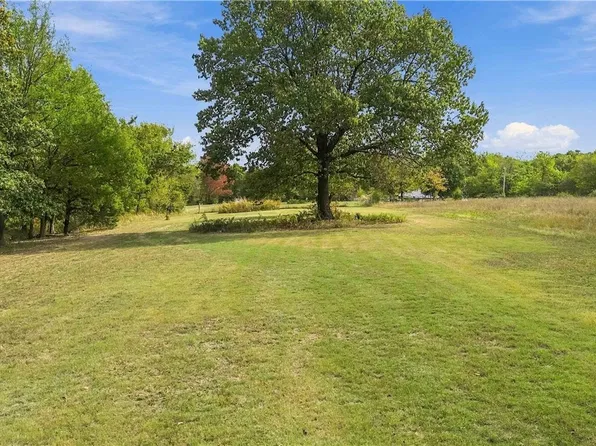 20607 Russell Corner Rd, Gravette, AR 72736
